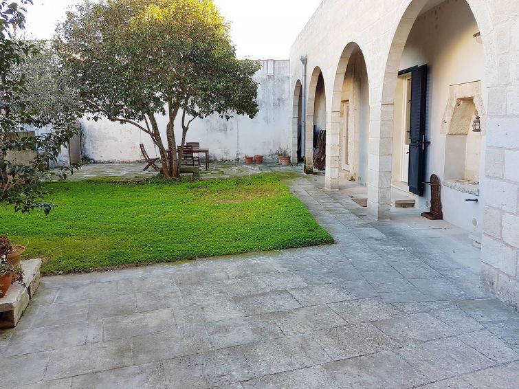 Marittima Apartment | 2 bedroom Apartment, sleeps 4 in Marittima with WiFi
