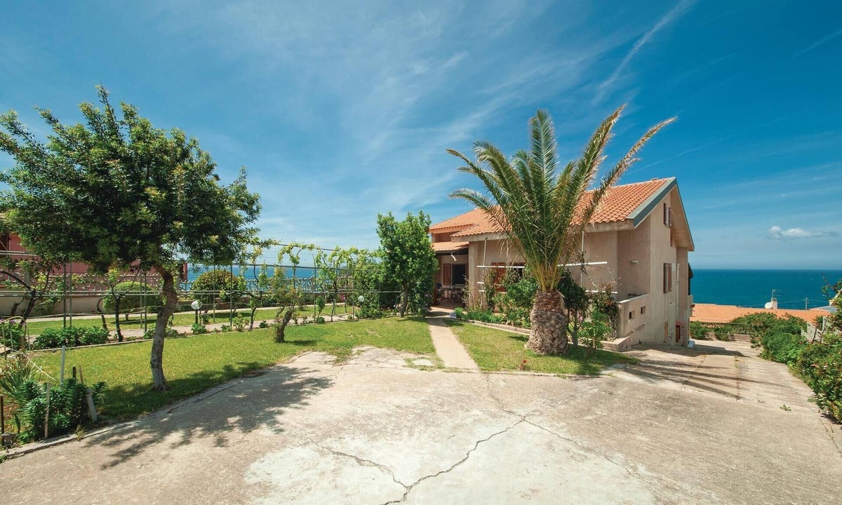 Porto Alabe Apartment | 2 bedroom awesome apartment in Porto Alabe
