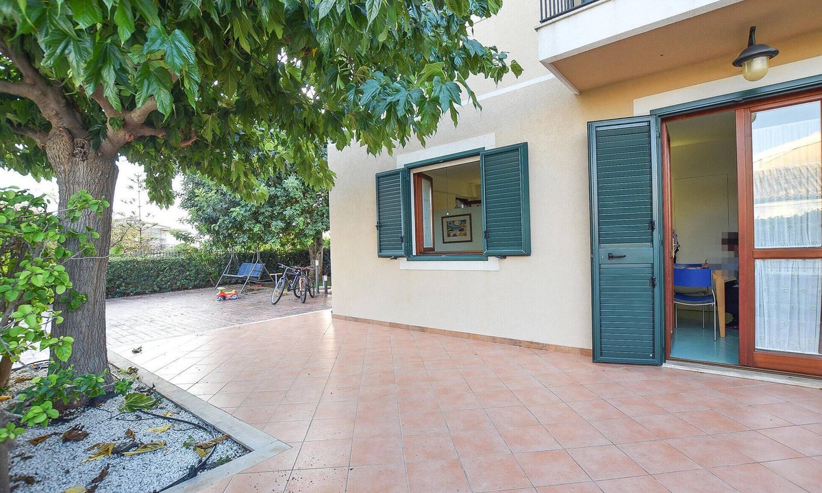 Marina di Modica House | 2 bedroom beach front home in Marina di Modica