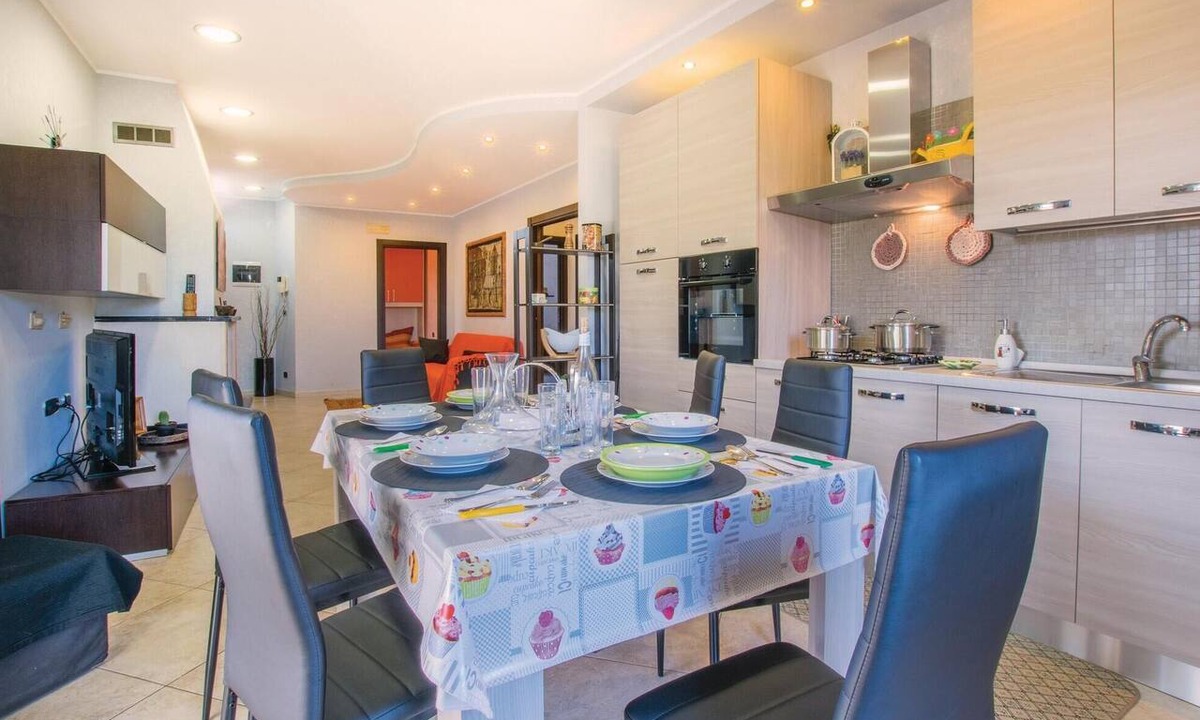 Torre a Mare Apartment | 3 bedroom nice apartment in Bari