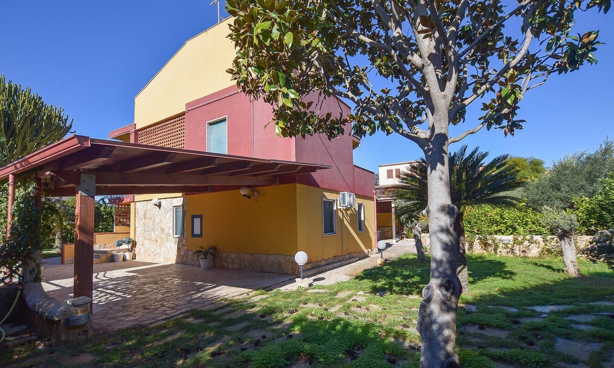 Marina di Modica House | 7 bedroom stunning home in Marina di Modica