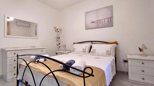 Santa Maria di Leuca Apartment | A Casa Di Doralucia - A 700 M Dal Lungomare Di Santa Maria Di Leuca