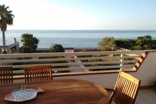 Noto Marina House | Adriana Appartamento in Villa sul Mare di Lido di Noto