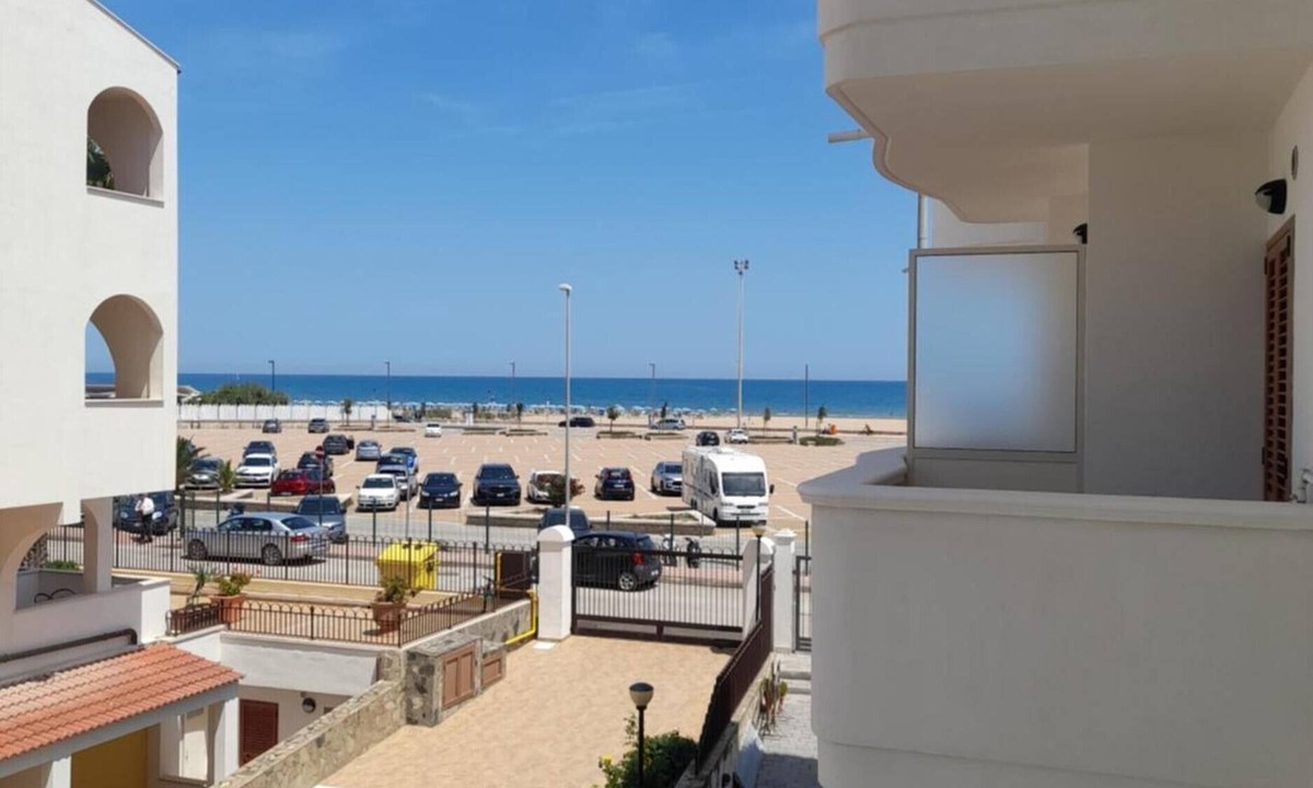 Vieste Apartment | Apartment 'Aria' with Sea View, Wi-Fi and Air Conditioning
