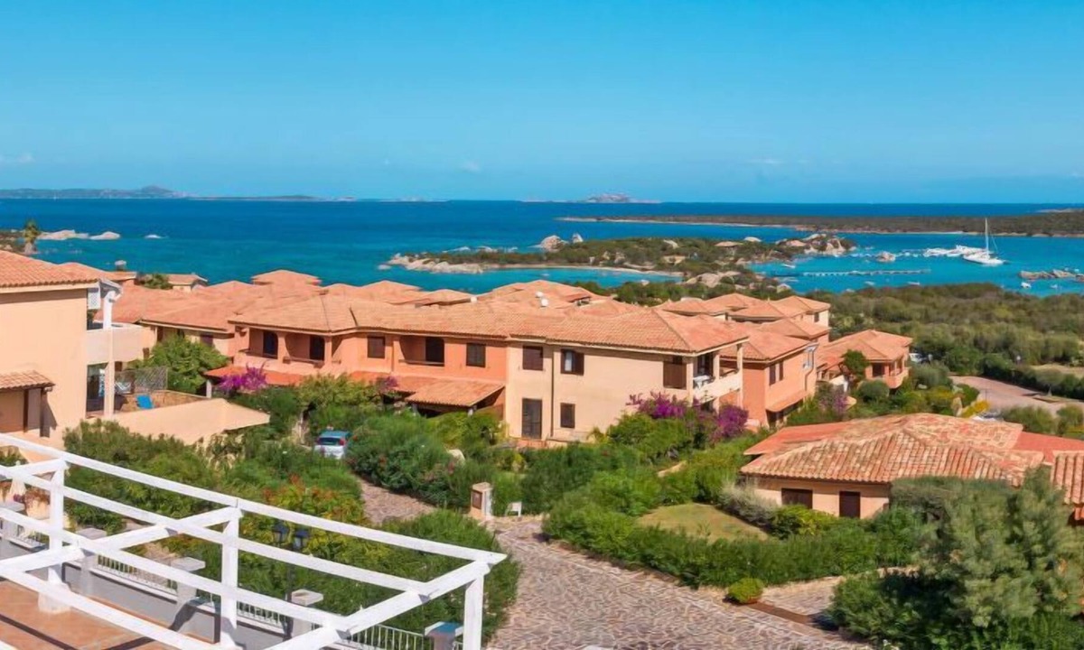 Golfo di Marinella Apartment | Apartment Baia de Bahas Residence in Golfo di Marinella - 6 persons, 1 bedrooms