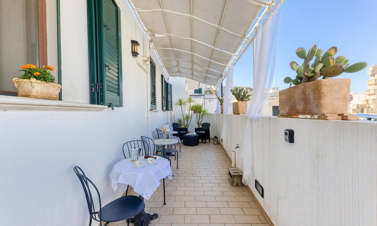 Patu Apartment | Apartment 'Casa Buongiorno Salento' with Private Terrace, Wi-Fi and Air Conditioning