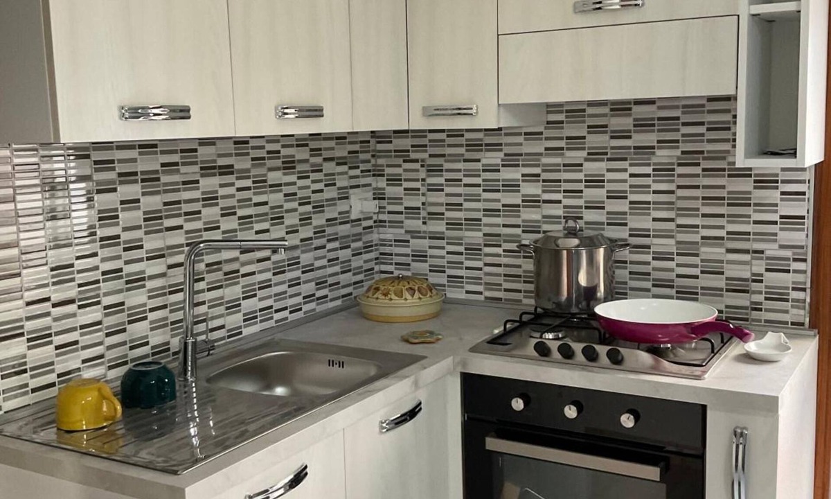 Lequile Apartment | Apartment 'Da Nonna Lucia' with Private Terrace, Wi-Fi and Air Conditioning