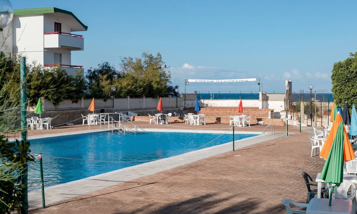 Torre a Mare Apartment | Apartment 'Due Passi' with Sea View, Wi-Fi and Air Conditioning