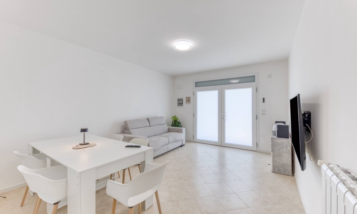 Santa Maria di Leuca Apartment | Apartment Leuca di Bolina with Private Terrace, Wi-Fi and Air Conditioning