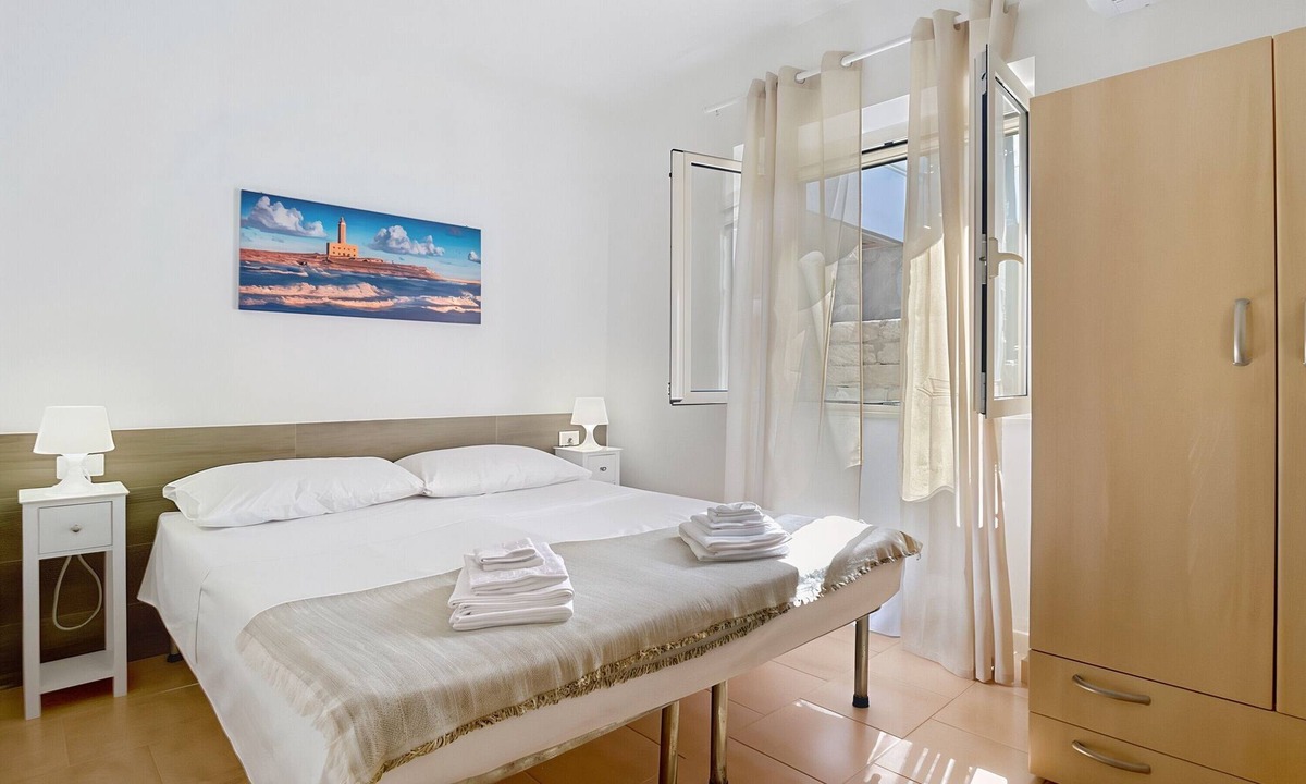 Montincello Apartment | Apartment 'La Mignola - Quadri 6' with Private Terrace, Wi-Fi and Air Conditioning