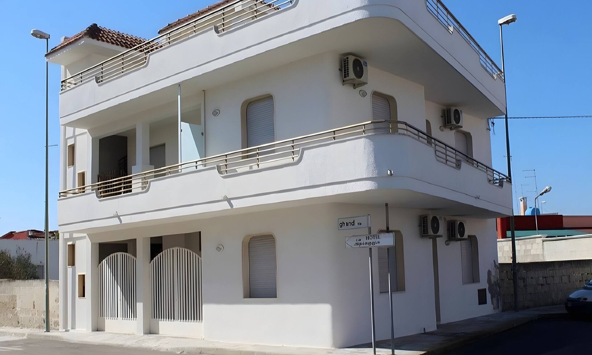 Torre Lapillo Apartment | Apartment 'Monolocale Eddy By Salentolimit' with Balcony and Air Conditioning