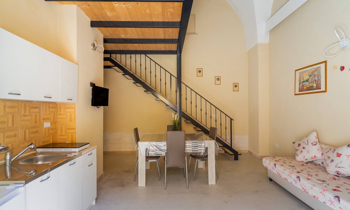 Alezio Apartment | Apartment 'Simone' with Wi-Fi and Air Conditioning