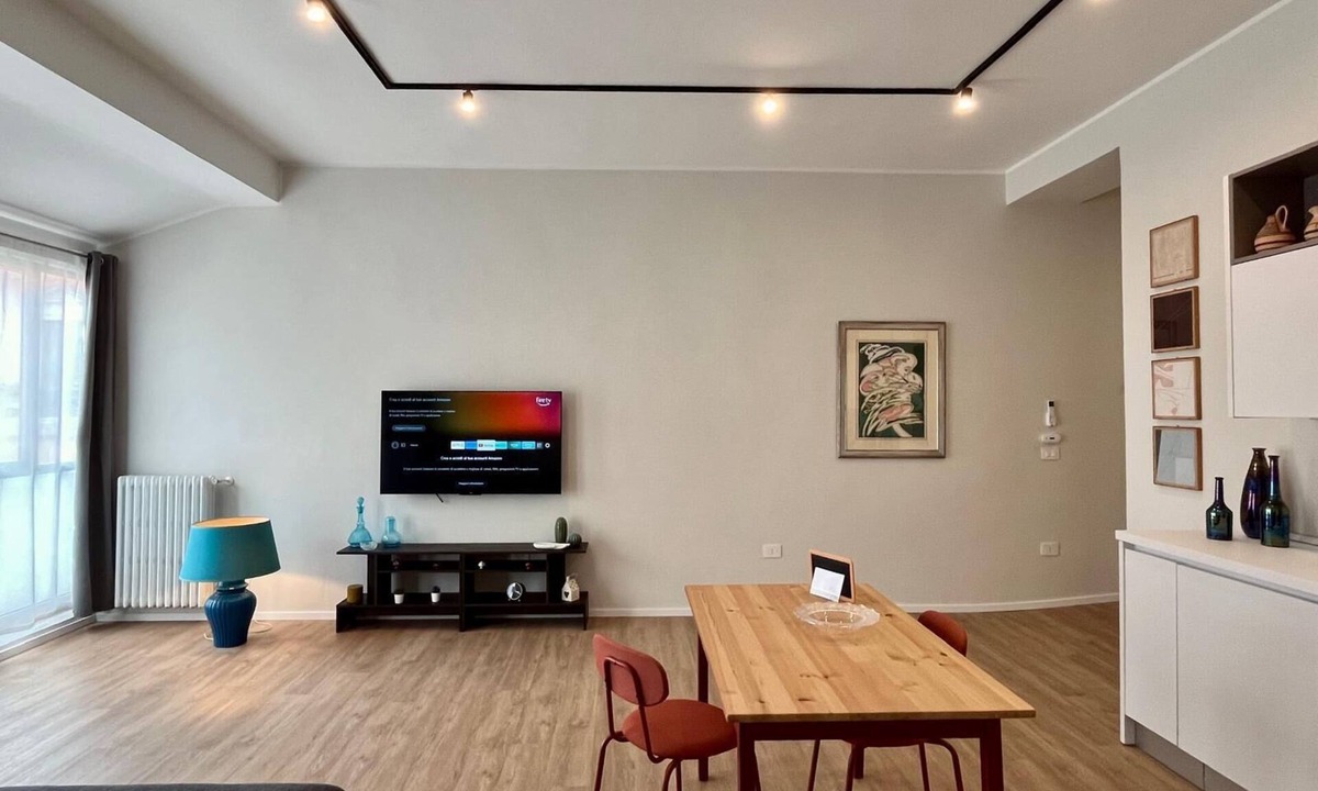 Brindisi Histotic Center Apartment | Apartment with large living and kitchen in the center of Brindisi with parking space