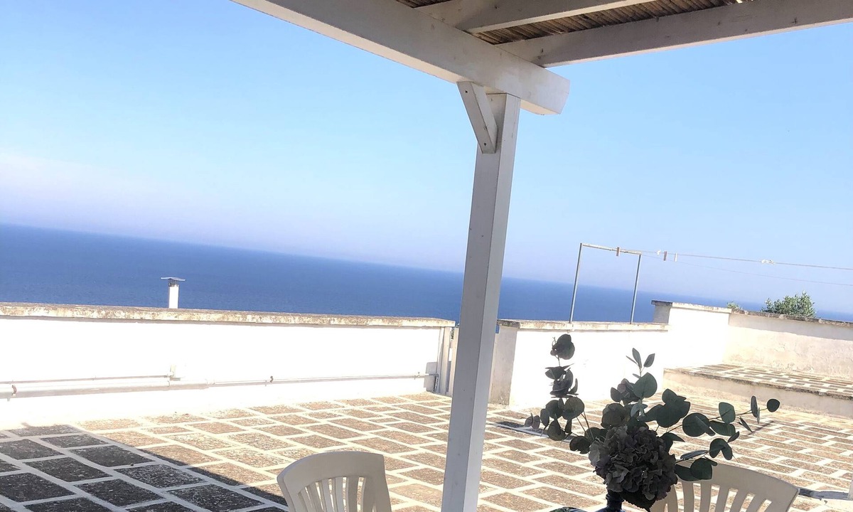 Castro Marina Apartment | Apartment with sea view terrace in Salento