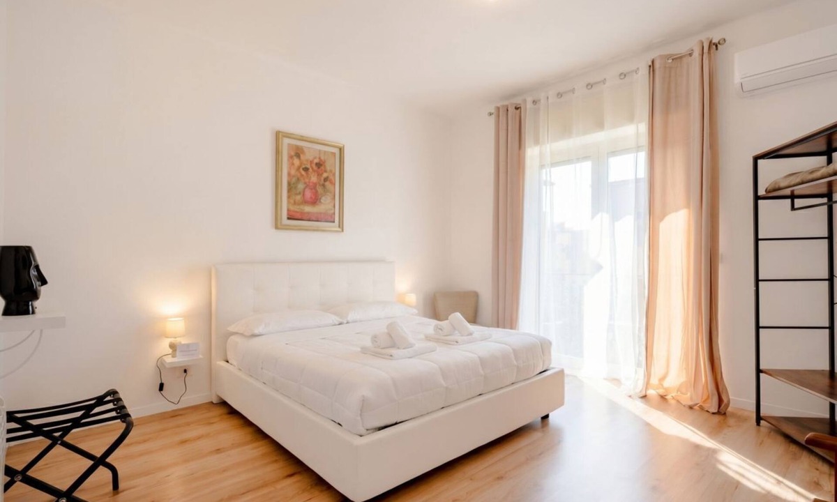 Municipio 2 Apartment | Bari Home - Cozy and modern space