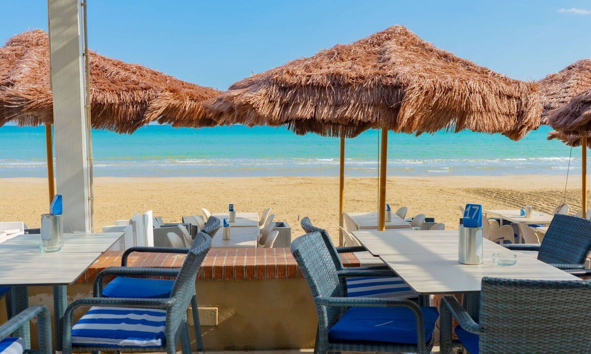 Peschici Apartment | Beautiful apartment for 4 guests with A/C, TV, terrace and pets allowed