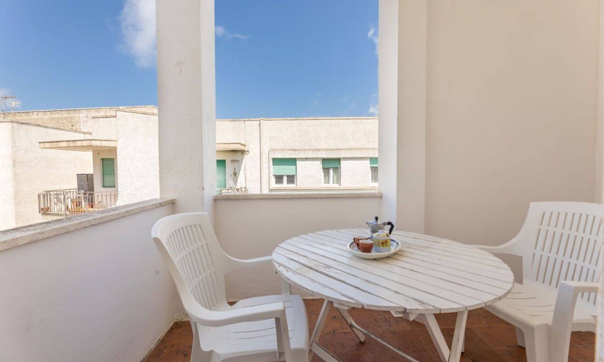 Baia Verde Apartment | Beautiful apartment for 8 guests with TV and balcony, close to Gallipoli