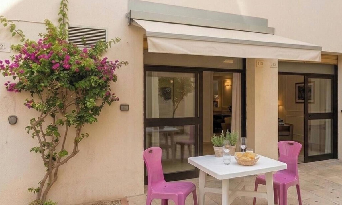 Rodi Garganico Apartment | Beautiful Santa Barbara. Exclusive loft, studio apartment 4 single beds.