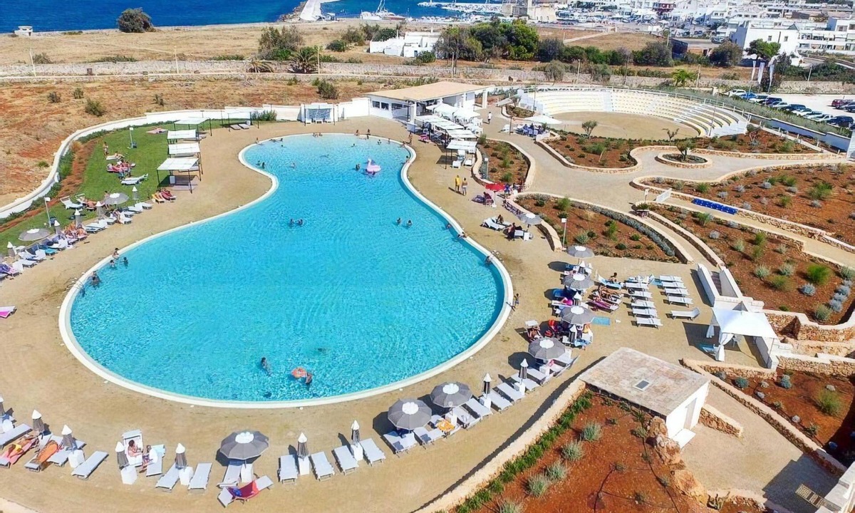 Marina di Ostuni Villa | Blue Sea Villas With View by Wonderful Italy