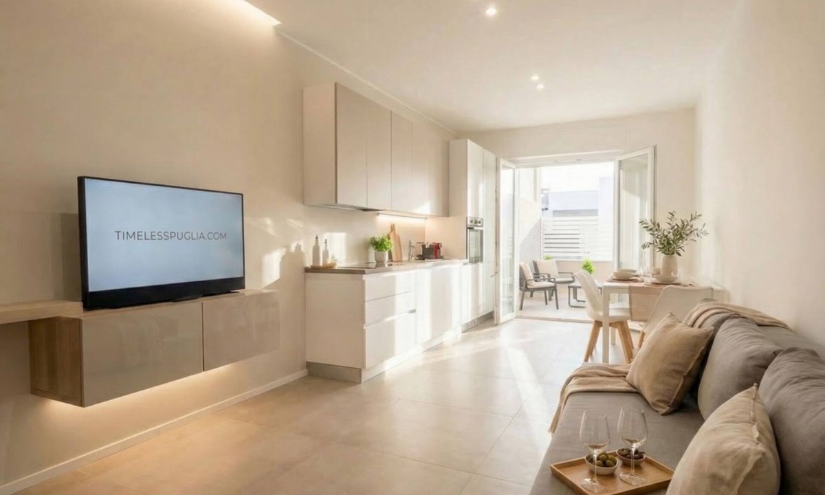 Municipio 2 Apartment | Borgo Felice 5 (Cozy Apartment with Balcony)