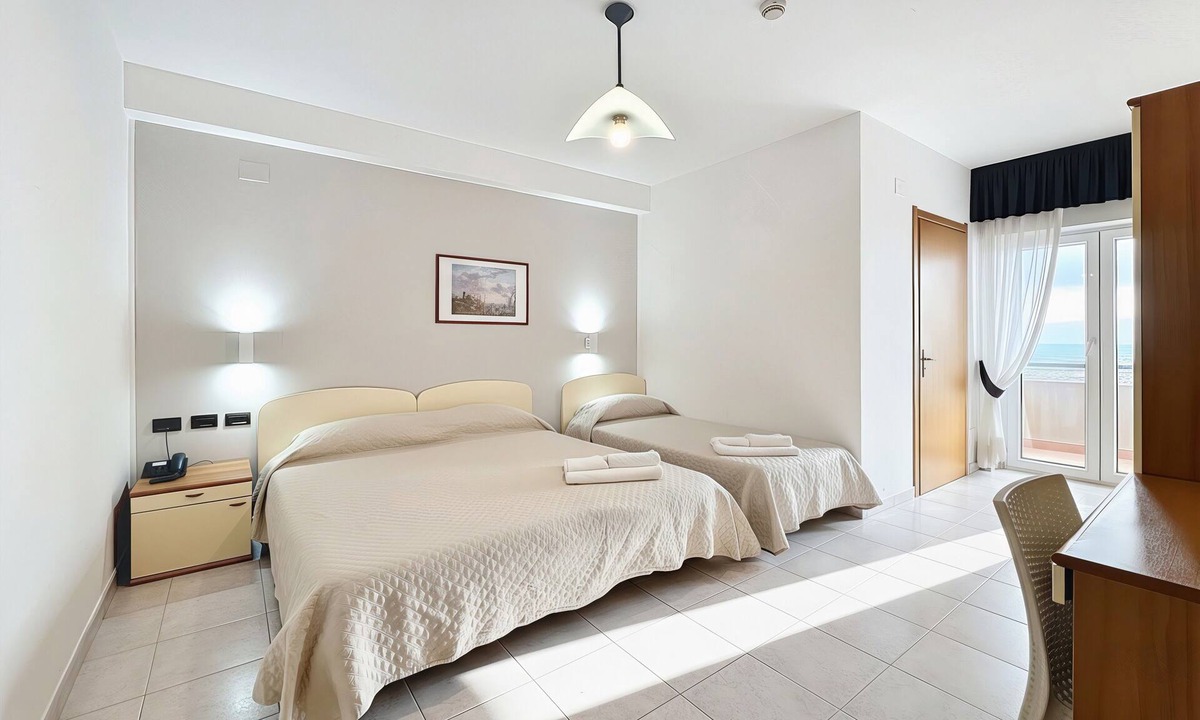 Monte Sant'Angelo Bed & Breakfast | Bright B&B with Sea View Balcony – 229 – Santangelo – Pool