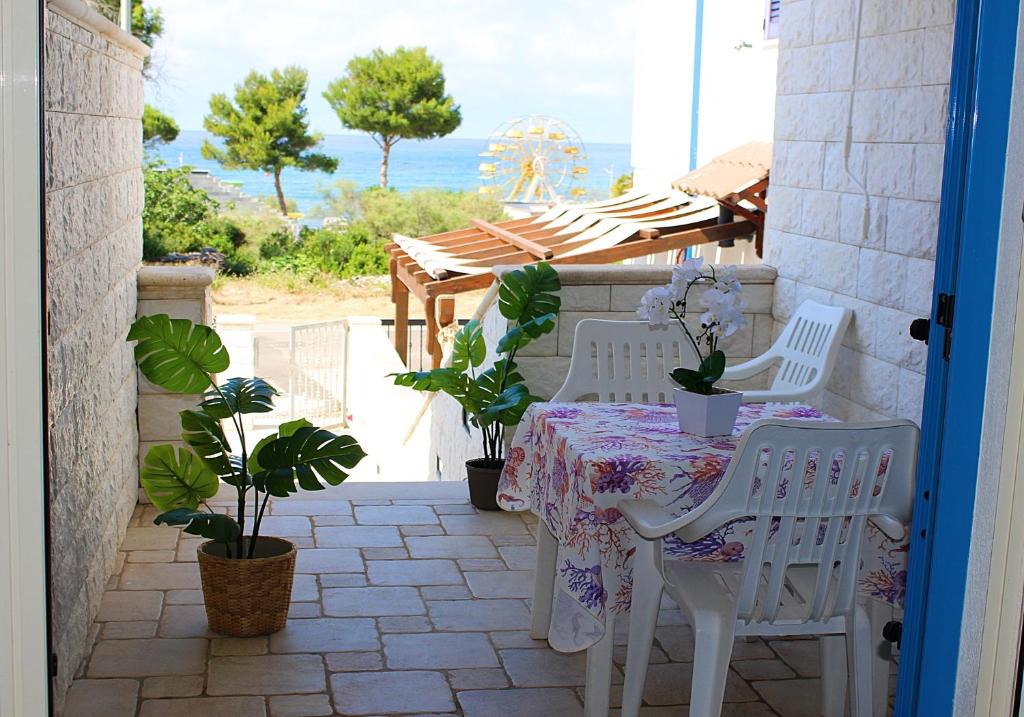 Torre Vado Apartment | Casa Brezza Marina Vista Mare a Due Passi dalle Maldive del Salento