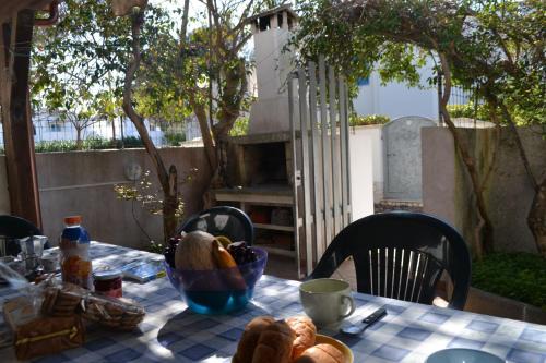 Torre dell'Orso House | Casa Linda in Torre dellOrso with Wi-Fi and air conditioning