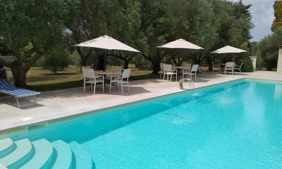 San Vito dei Normanni House | Casa Vega A: A welcoming apartment that is part of an ancient country house in the characteristic style of the Apulian countryside, with Free WI-FI.