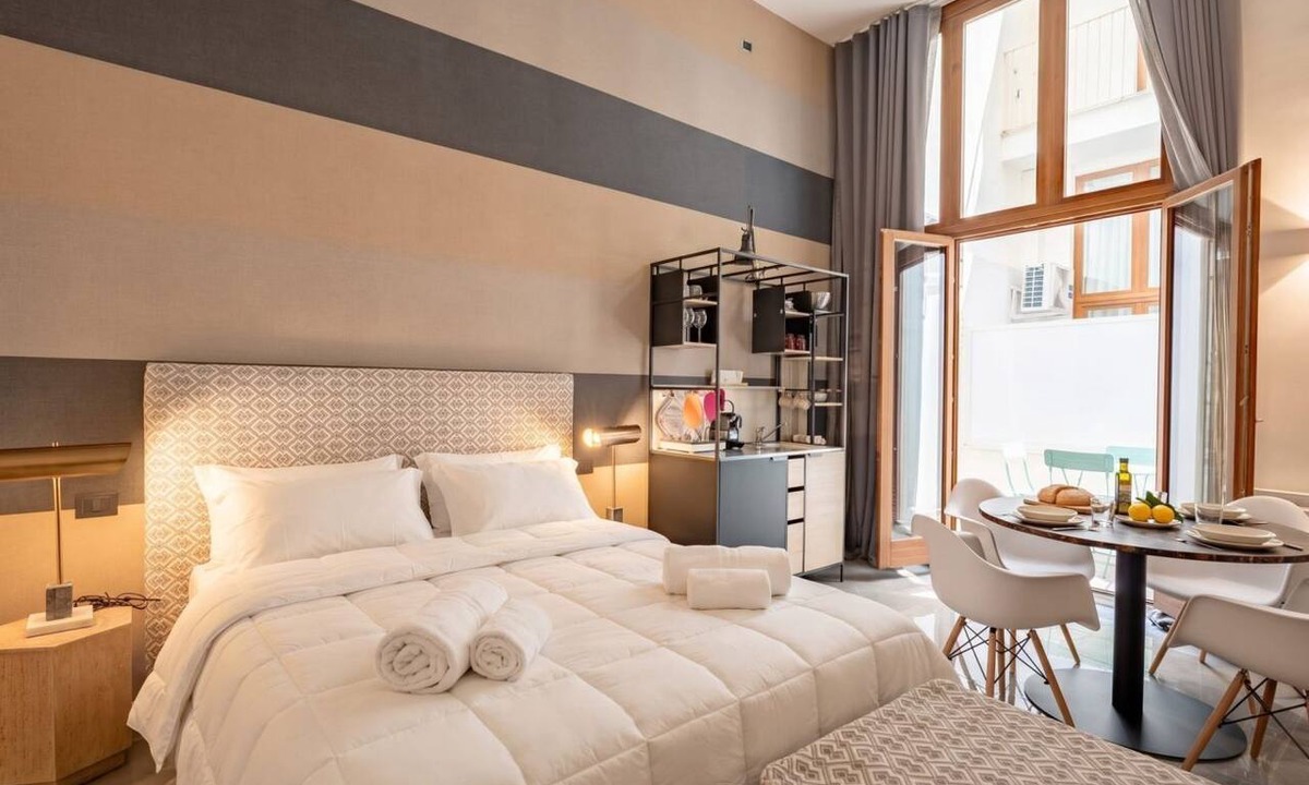 Old Town Apartment | Corte Verrone | Stylish Retreat in the Heart of Bari