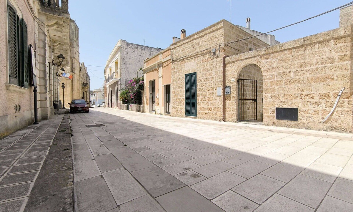 Morciano di Leuca Apartment | Cosy apartment for 4 guests with A/C, TV, patio and pets allowed