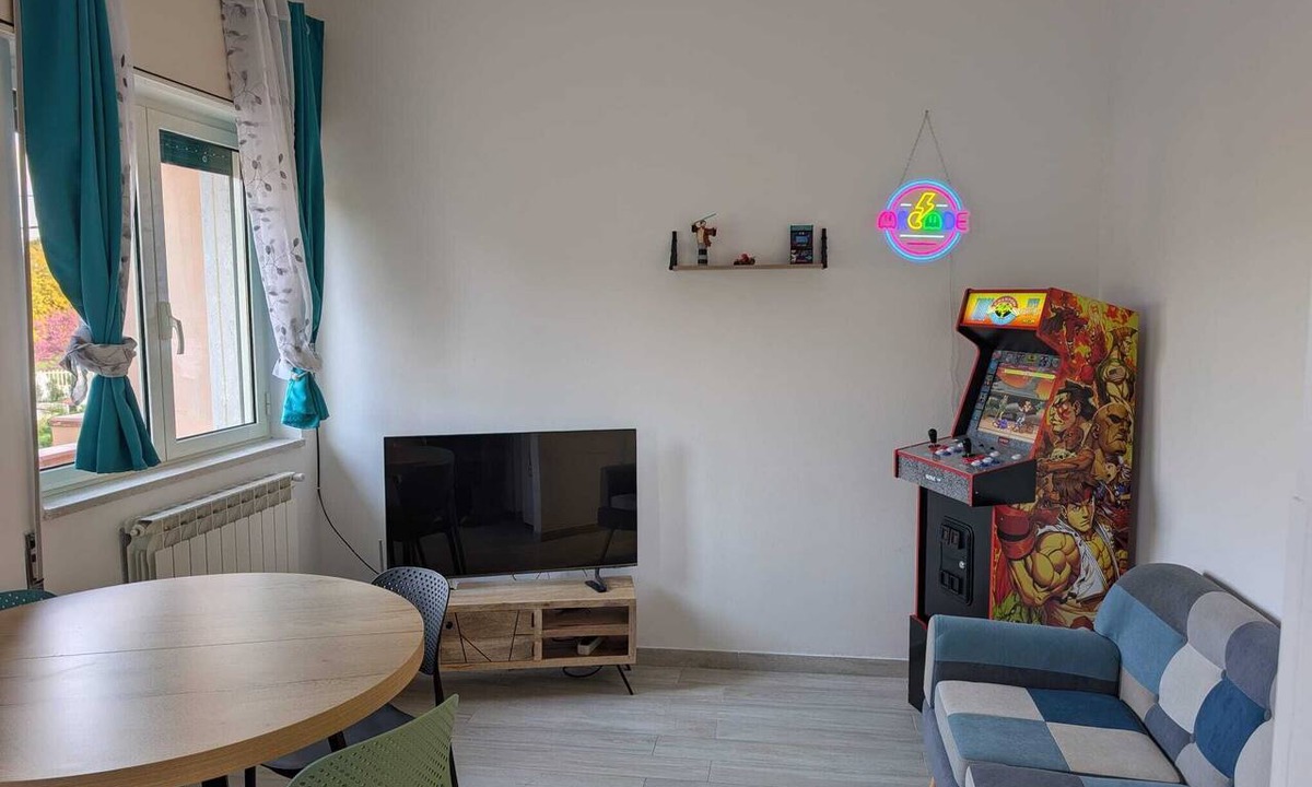 Santa Marina Apartment | Da Rose Marys Vacation Home in Policastro Bussentino. In the heart of Cilento
