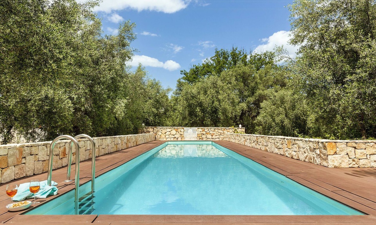 Pisticci House | Designer villa with panoramic pool and olive trees