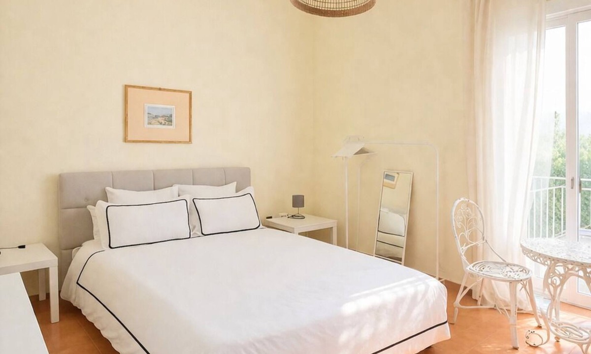 Rome Province Apartment | Dolce vita room center of Rome