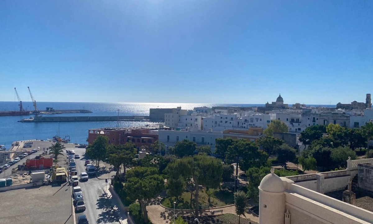 Centro Storico Apartment | Exclusive Sea-View Penthouse with Terrace in Monopoli's Center