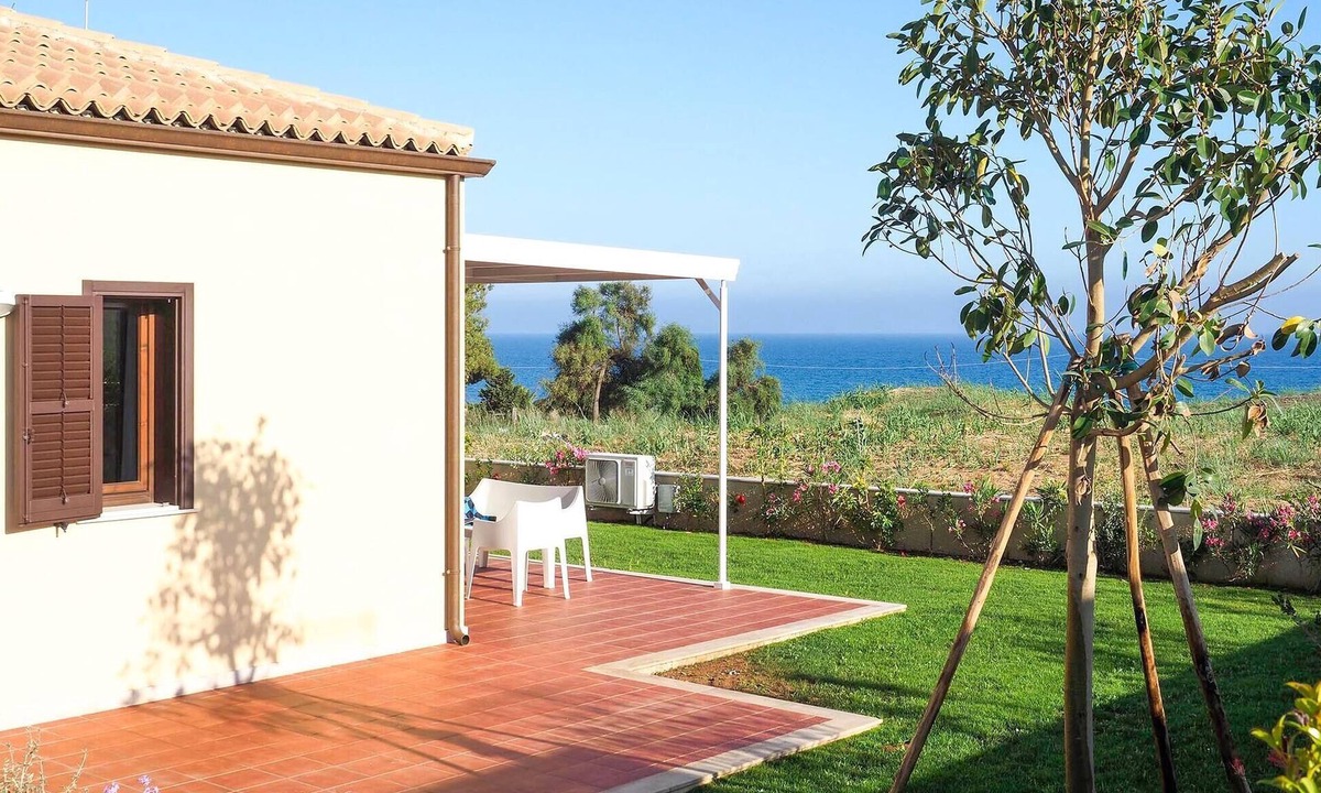 Marina di Modica House | Gorgeous home in Marina di Modica