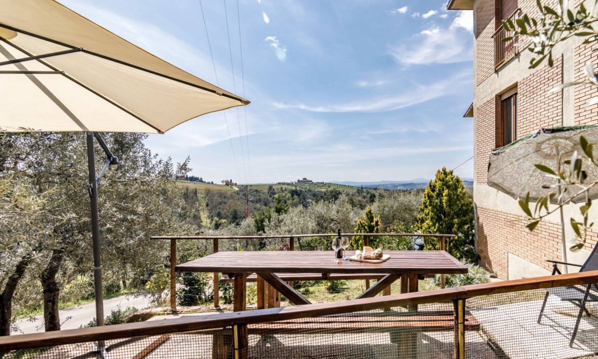Gaiole in Chianti Apartment | GuestHost - Comfy Apt near the Castle of Brolio