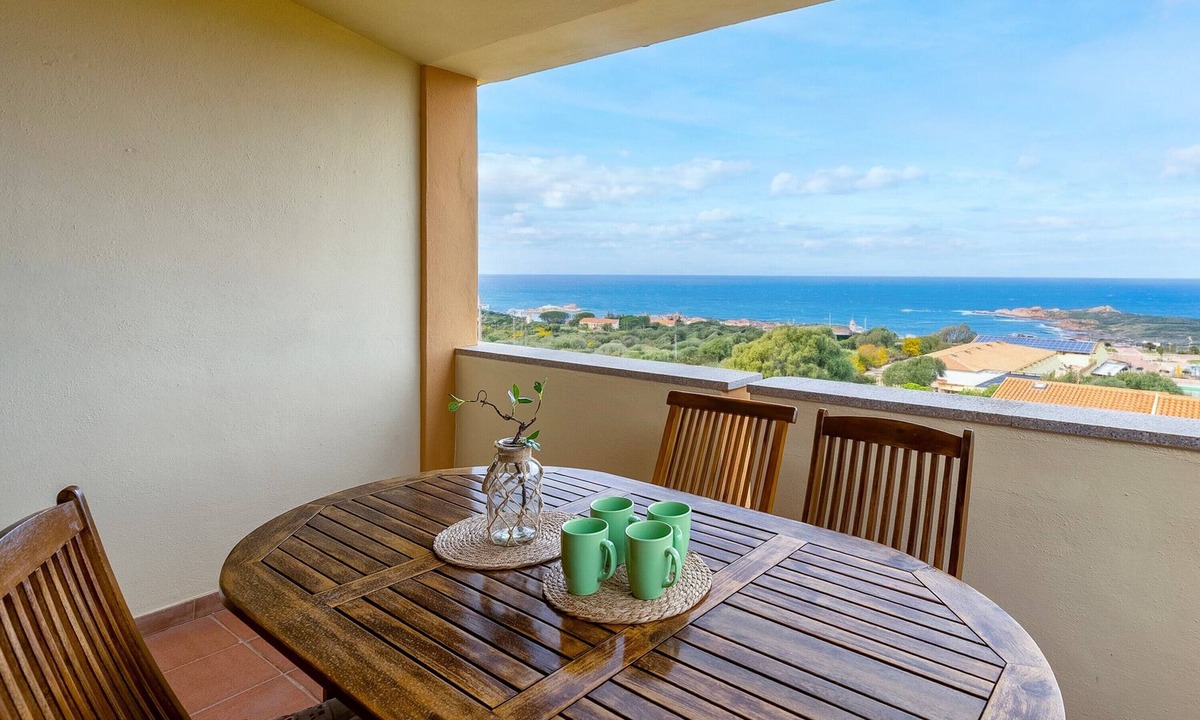 Paduledda House | Holiday Apartment 'Sogno Di Tramonto' with Sea View, Wi-Fi and Air Conditioning