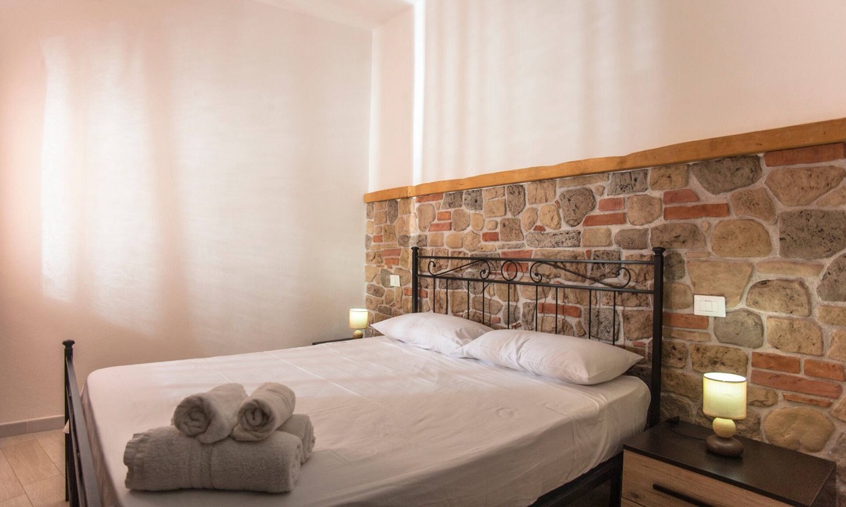 Santa Margherita di Pula House | Holiday Home “Marisol” close to the Beach with Wi-Fi, A/C, Terraces & Garden