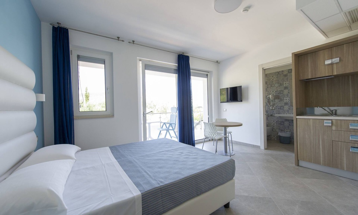 Mattinata Hotel | Hotel Residence Torre del Porto