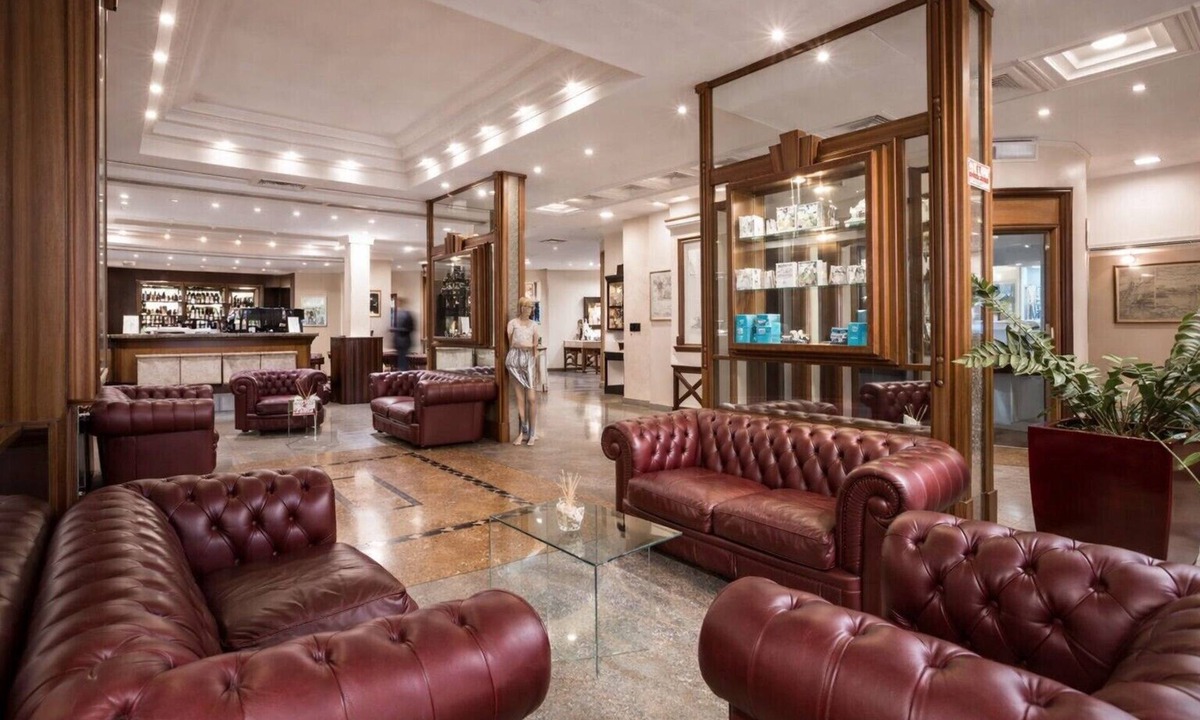 Brindisi Histotic Center Hotel | Hotiday Brindisi Garibaldi