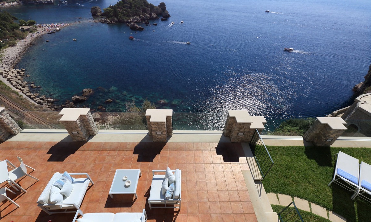 Mazzaro Apartment | Isolabella apartment Villa Sparviero Taormina