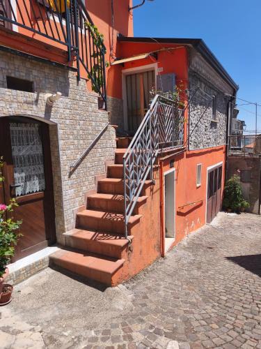 Lacedonia Apartment | La Casa Arancione