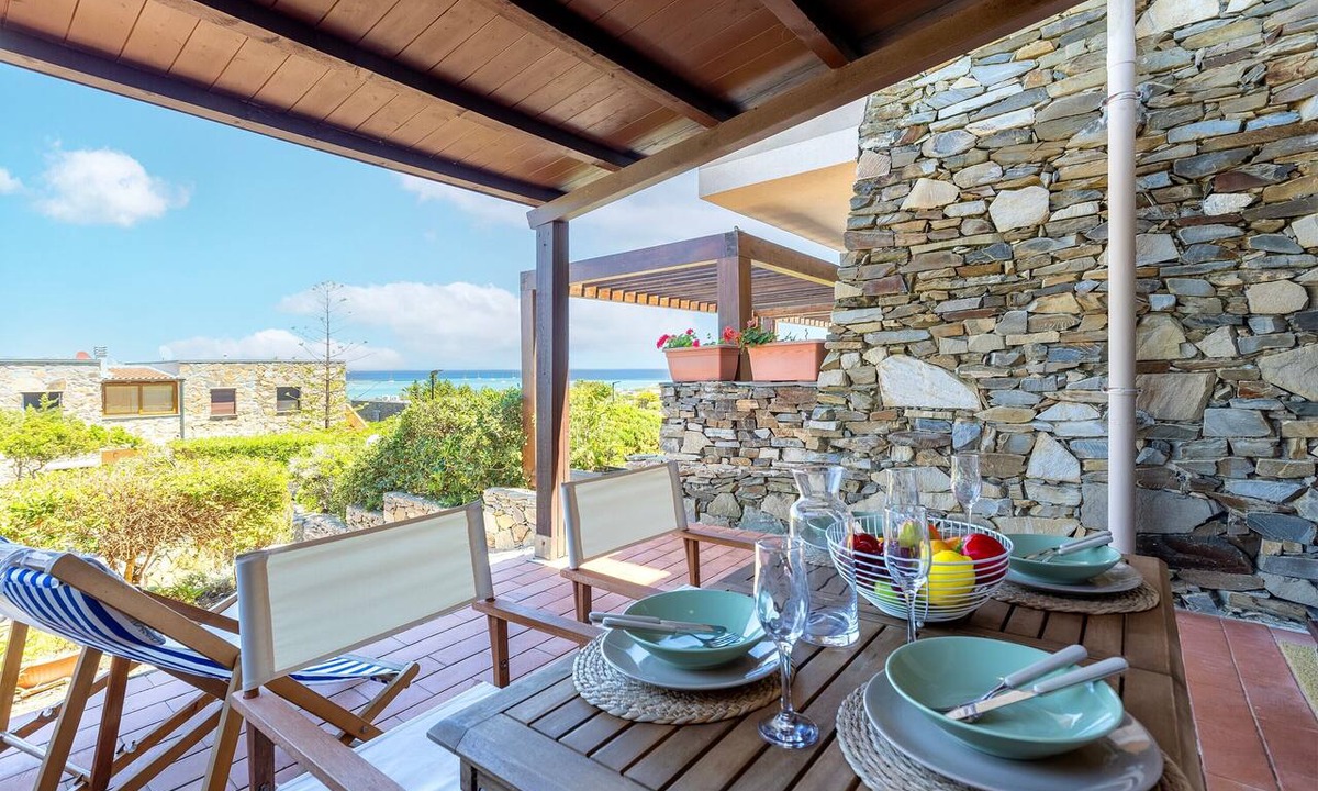 La Pelosa Apartment | La Conchiglia di Stintino 5 – Apartment with La Pelosa View