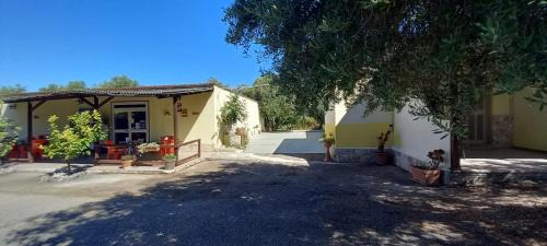 Peschici House | La Mole