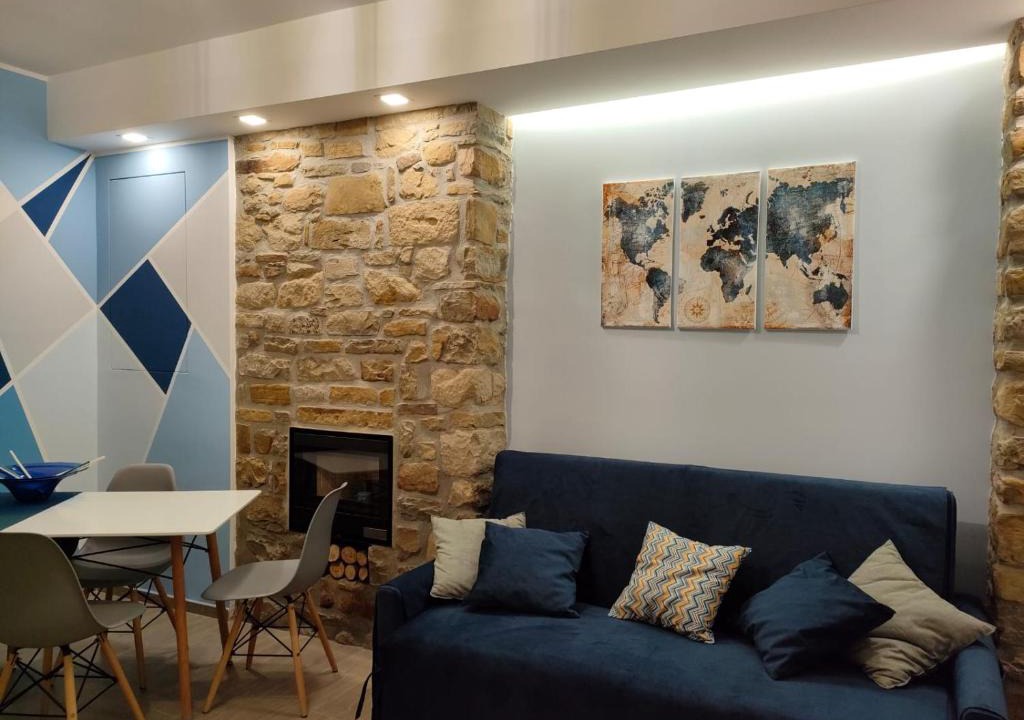 Pietrapertosa Apartment | La Petite Maison