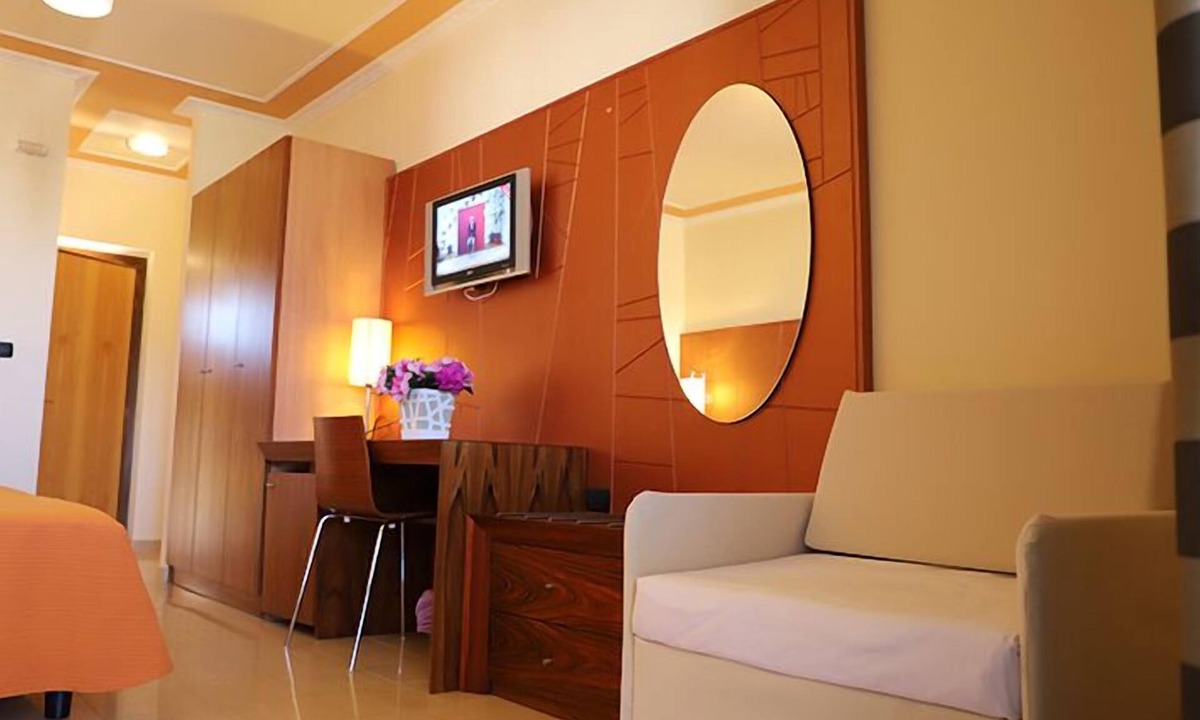 Fabrizio House | Laghi Room Only