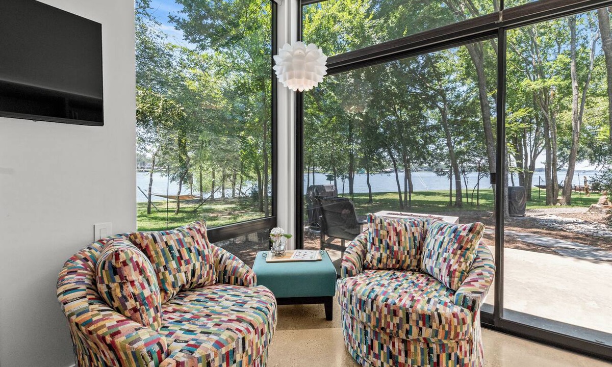 Malakoff Cottage | Lakefront Retreat; Pool; Pickleball; Rent All Four Cottages