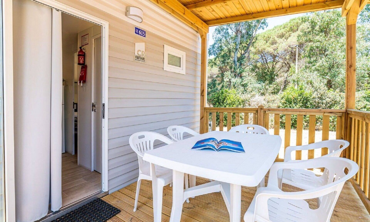 Fertilia House | Lovely apartment in villa for 6 guests with WIFI, A/C, pool, TV and terrace