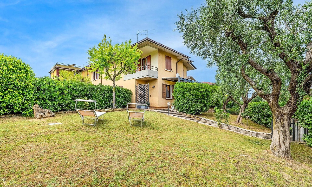 Rivoltella House | Lovely home in Desenzano del Garda