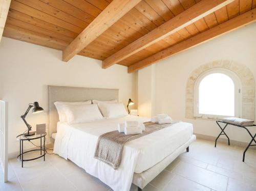 Torre a Mare Apartment | Palazzo della Torre 205 – Cozy Sea View Suite